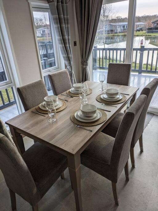 Kingfisher Lodge Woodhall Spa Esterno foto