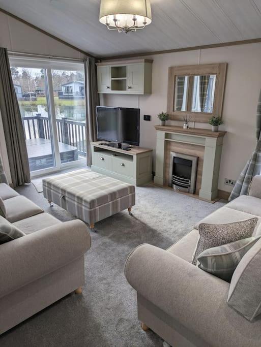Kingfisher Lodge Woodhall Spa Esterno foto